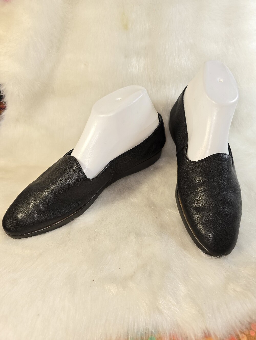 Laura Scott Venetian Black Leather Slip-on Loafers - Picture 3 of 10
